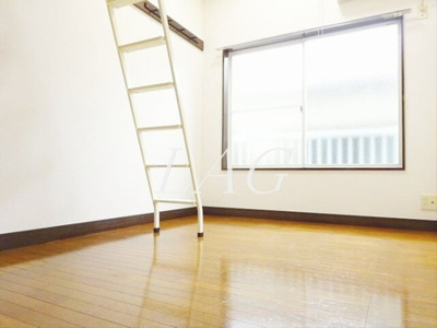 【居間・リビング】 | レジデンス・フルヤ | 洋室のお部屋です。