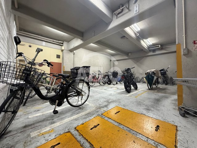 道頓堀ハイツ　仲介手数料無料のその他共用部分|道頓堀ハイツ　駐輪場