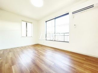 【居間・リビング】 | グレイスフルカナン | 洋室のお部屋です。