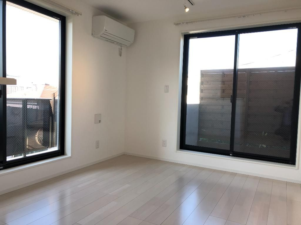 ＡＺ　ＨＯＵＳＥの居間・リビング