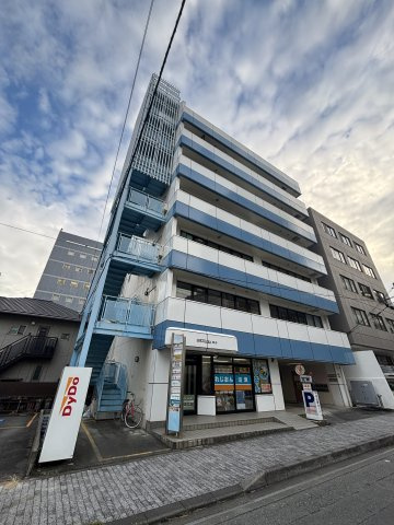 大手町第９ビルの外観