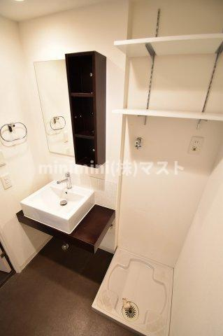 グランプラス谷町の洗面所