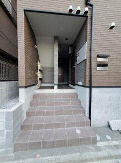 【エントランス】 | メゾンイロドリ