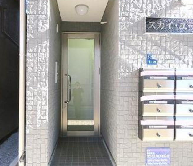 スカイ・ユース羽田のエントランス