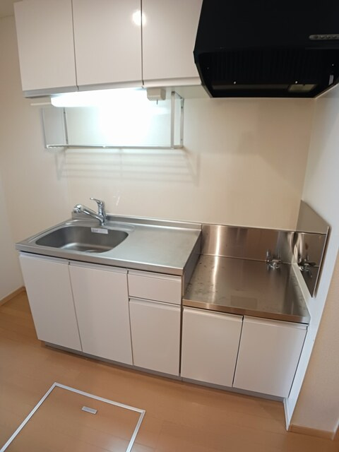 藤沢市湘南台５丁目のアパートのキッチン