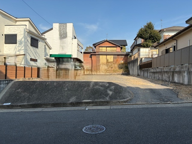 【前面道路含む現地写真】の画像