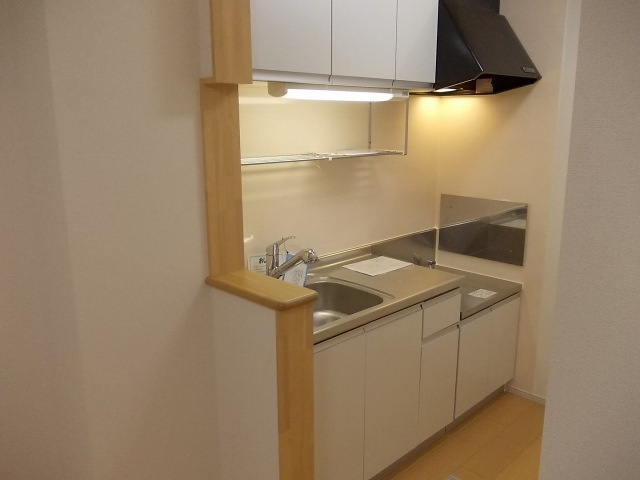 藤沢市辻堂元町２丁目のアパートのキッチン