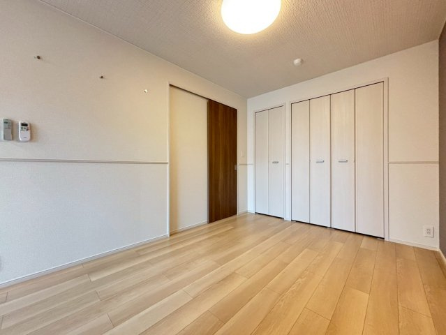 【寝室】 | リバーサイド　Ⅱ