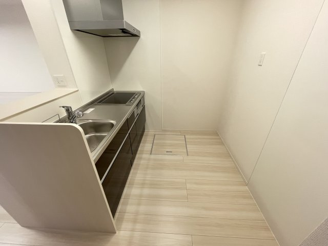 府中市府中町２丁目のアパートのキッチン