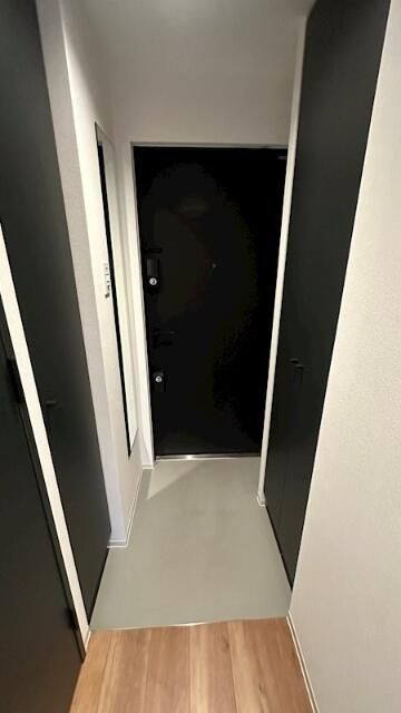 ＺＯＯＭ新宿御苑前の玄関