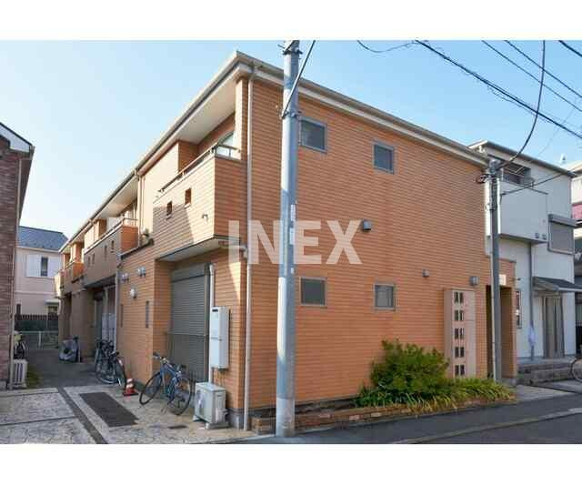 横浜市磯子区久木町のアパートの外観