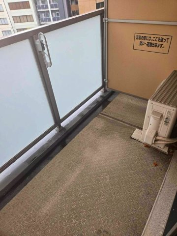ロイジェント九段のバルコニー