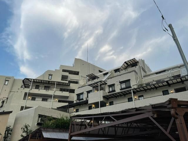 文京目白台ハイツの外観