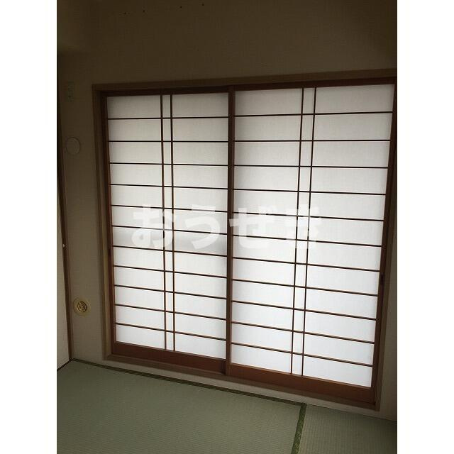 新佐川ビルの和室