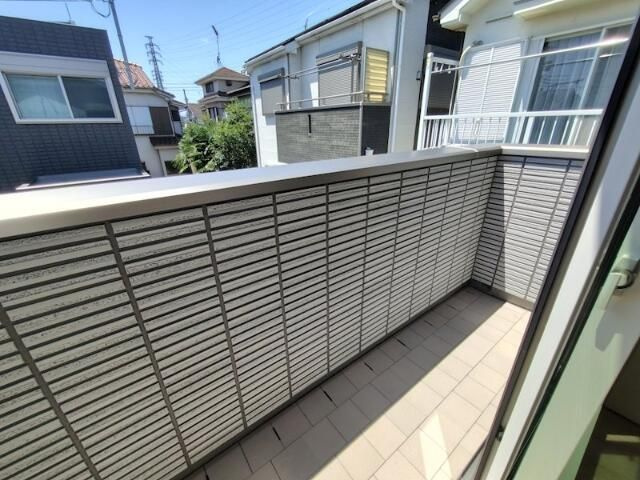 ユノス西大泉のバルコニー