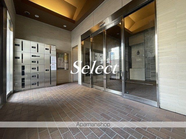 スパシエルクス横浜のエントランス
