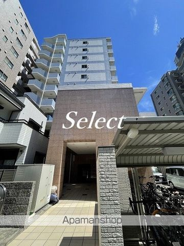 スカイブルーレジデンス横浜の外観