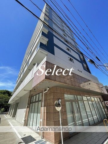 スカイブルーレジデンス横浜の外観