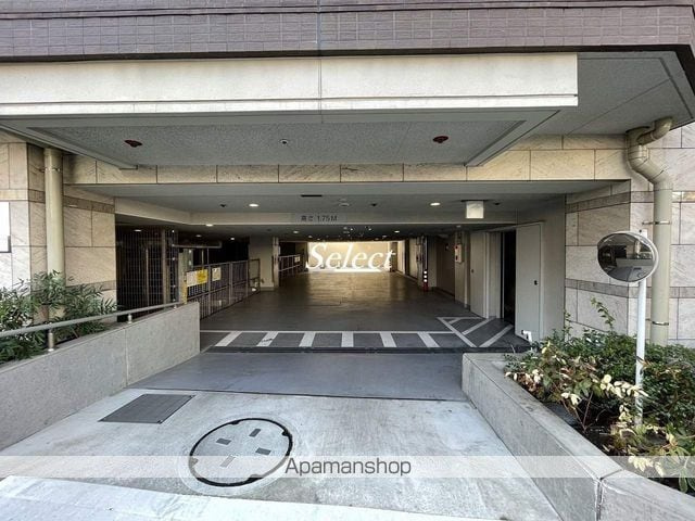 横浜市中区石川町２丁目の賃貸マンションの外観