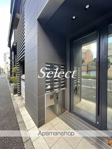 ＹＳＣ横浜ビルのエントランス