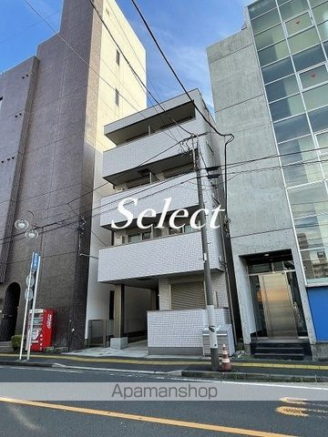 ラフィネ横浜の外観