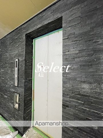 横浜市神奈川区反町１丁目の賃貸マンションのロビー