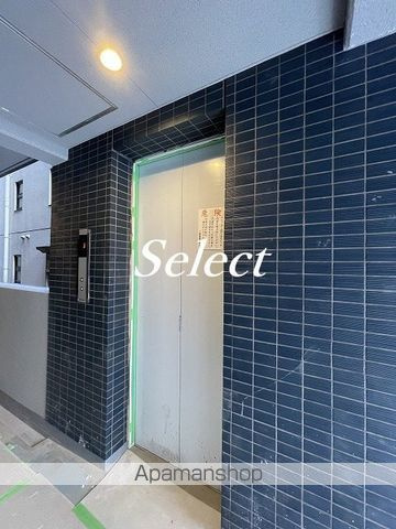 横浜市神奈川区反町１丁目の賃貸マンションのロビー