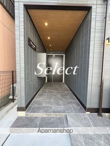 Ｄ’ＢＬＥＳＳ和田町のエントランス