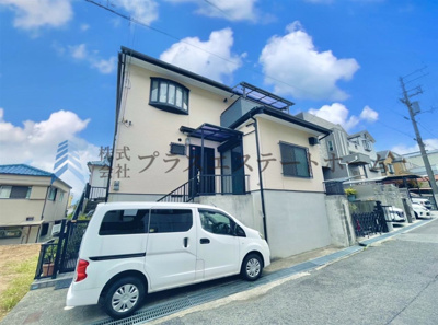 【外観】 | 長田区長尾町2丁目戸建 | 約15.3帖の土間スペース付き♪倉庫や事務所に◎♪