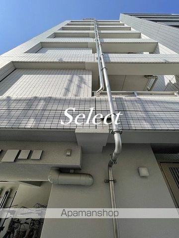 横浜市西区久保町の賃貸マンションの外観