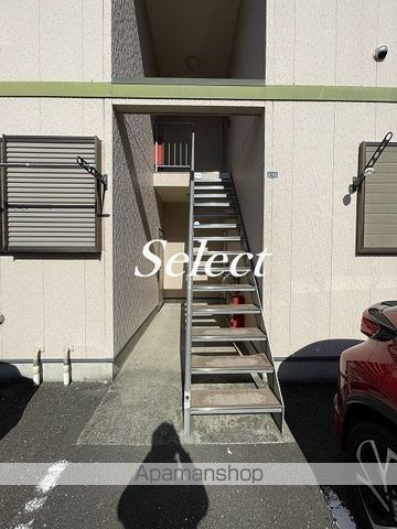 プラザ滝頭ＩＩのエントランス
