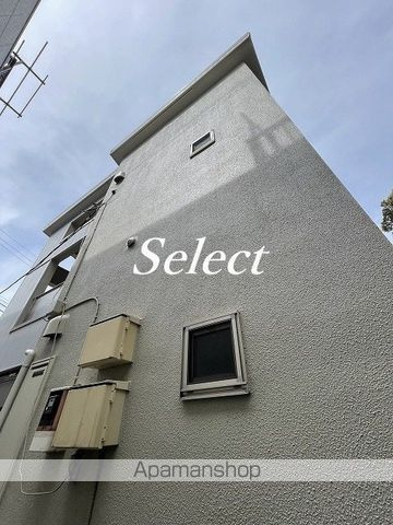 ヒルズ元町の外観