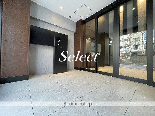 ＧＥＮＯＶＩＡ阪東橋ⅡＳＫＹＧＡＲＤＥＮのエントランス