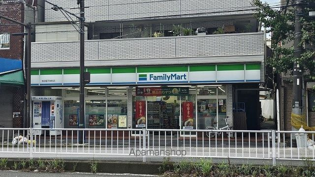 クレヴィスタ横浜関内Ⅱの周辺|ファミリーマート 和田屋万世町店 コンビニ 67m 