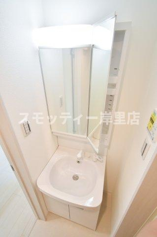 AVENIR住之江の独立洗面台