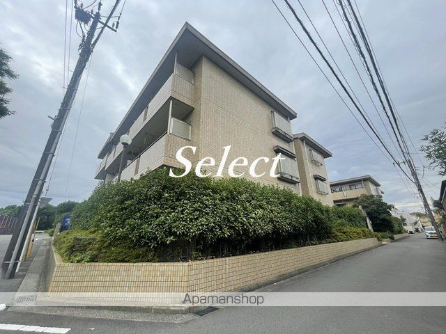 横浜市南区永田台の賃貸マンションの外観