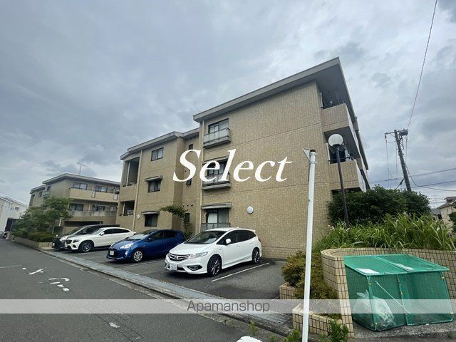 横浜市南区永田台の賃貸マンションの外観