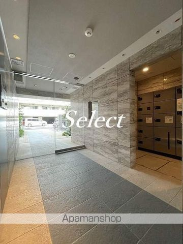 クレイシア横濱阪東橋のロビー