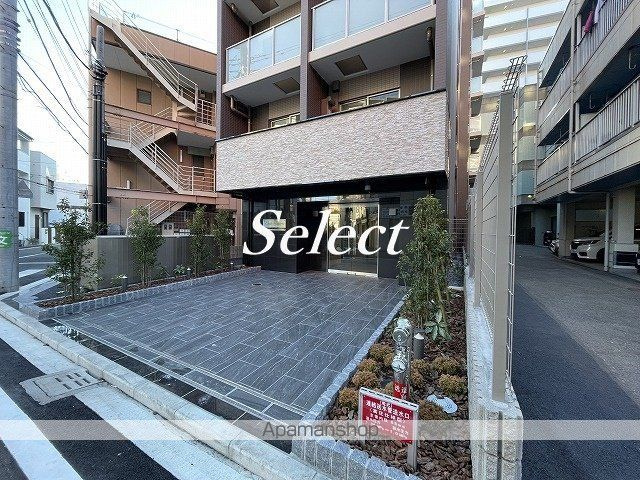 ディアレイシャス横浜吉野町の外観