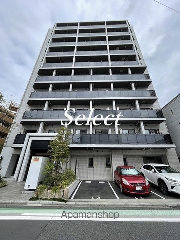 横浜市南区新川町２丁目の賃貸マンションの外観
