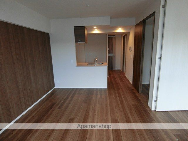 横浜市南区新川町２丁目の賃貸マンションの内装