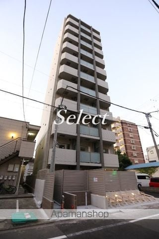 横浜市南区白妙町３丁目の賃貸マンションの外観