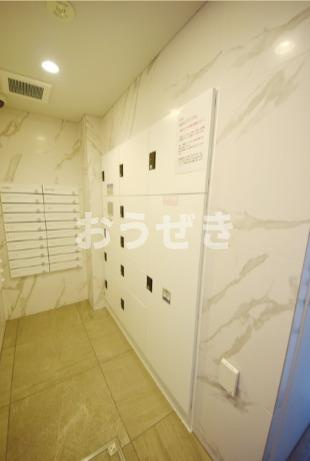 クレイシア入谷のロビー