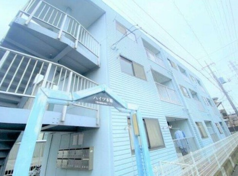ハイツ本郷の外観