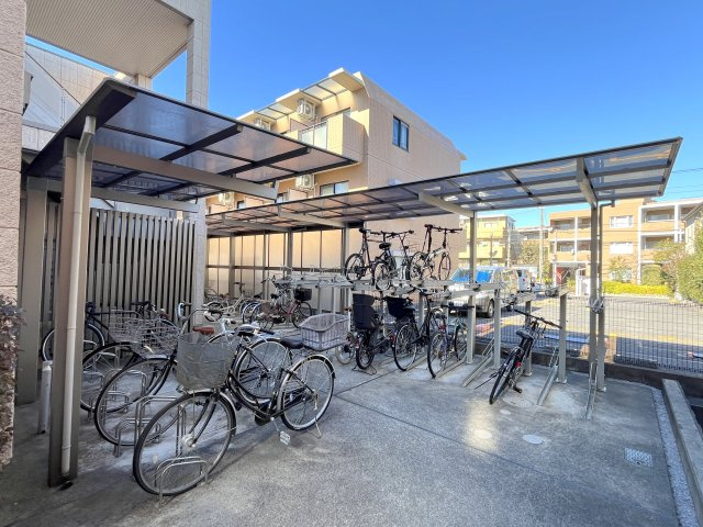 フォレストガーデン鷺宮Ⅲのその他共用部分|★敷地内駐輪場★