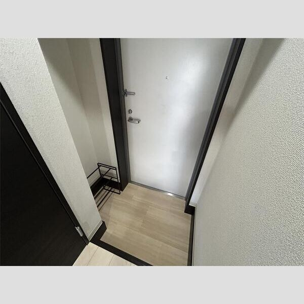 シェルグランデ土樋の玄関