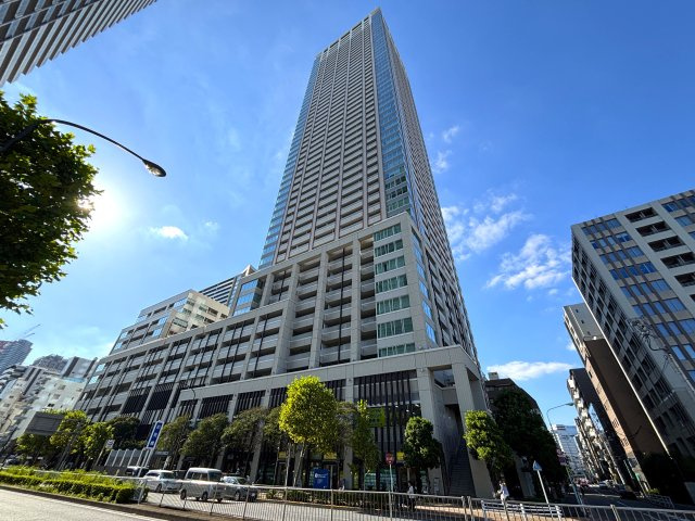 月島駅直結徒歩１分、地上53階建の超高層タワーマンション、制震構造採用