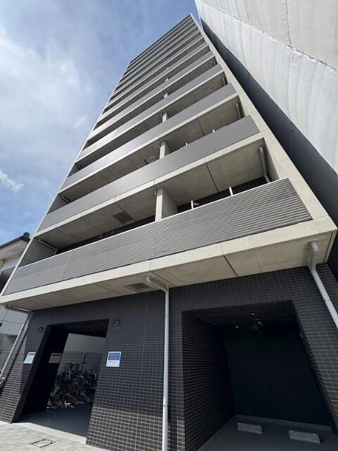 ディアレイシャス尾久駅前の外観