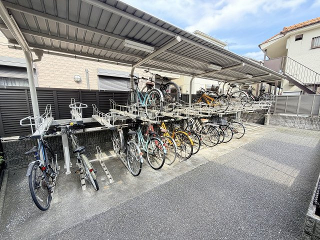 【駐輪場】 | レーベンハイム光が丘弐番館　（成増店） | 設備仕様も充実の住環境
