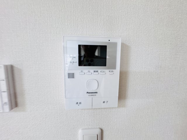 市川市南大野１丁目新築戸建【大野小学校：4分】のセキュリティ|来客時も安心のTVモニター付きインターフォン